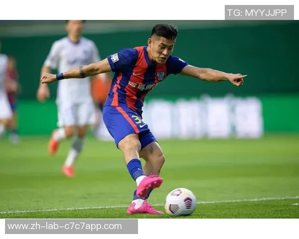 足球纹身哥的传奇人生与足球梦想的交织之旅 足球纹身哥的传奇人生与足球梦想的交织之旅